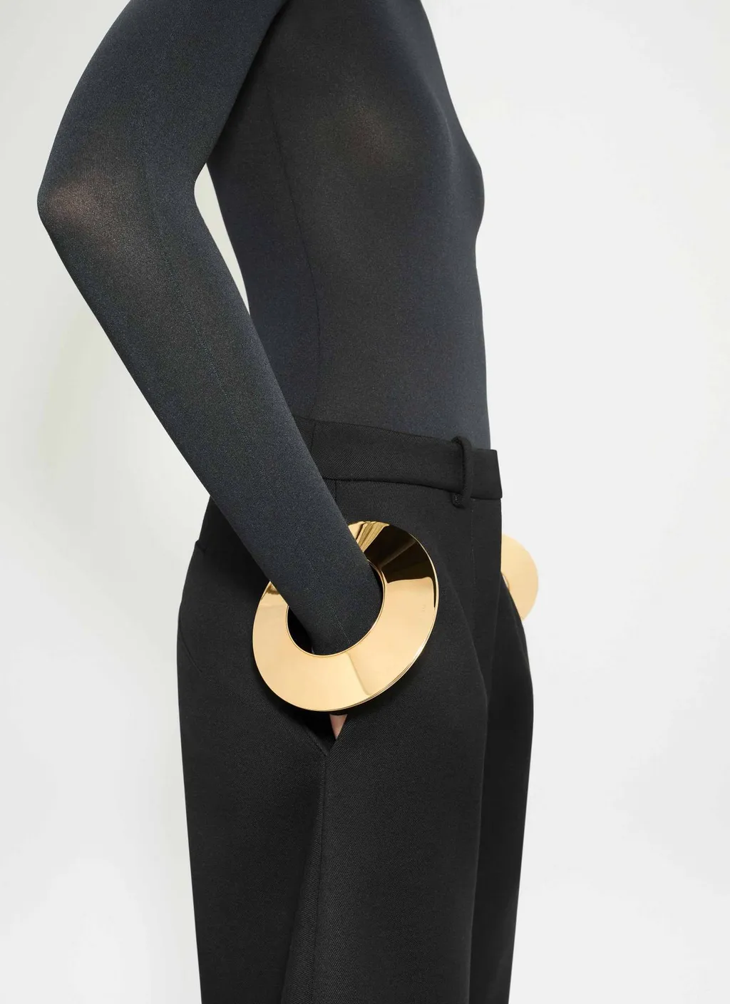 Disc-Shaped Bracelet