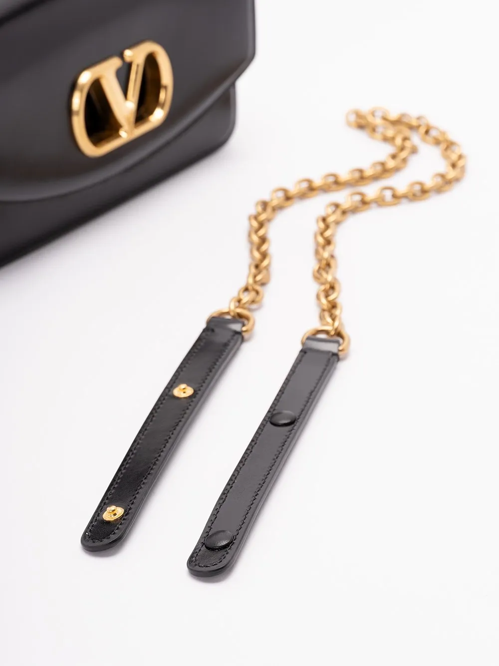 Vlogo Signature-Plaque Leather Shoulder Bag