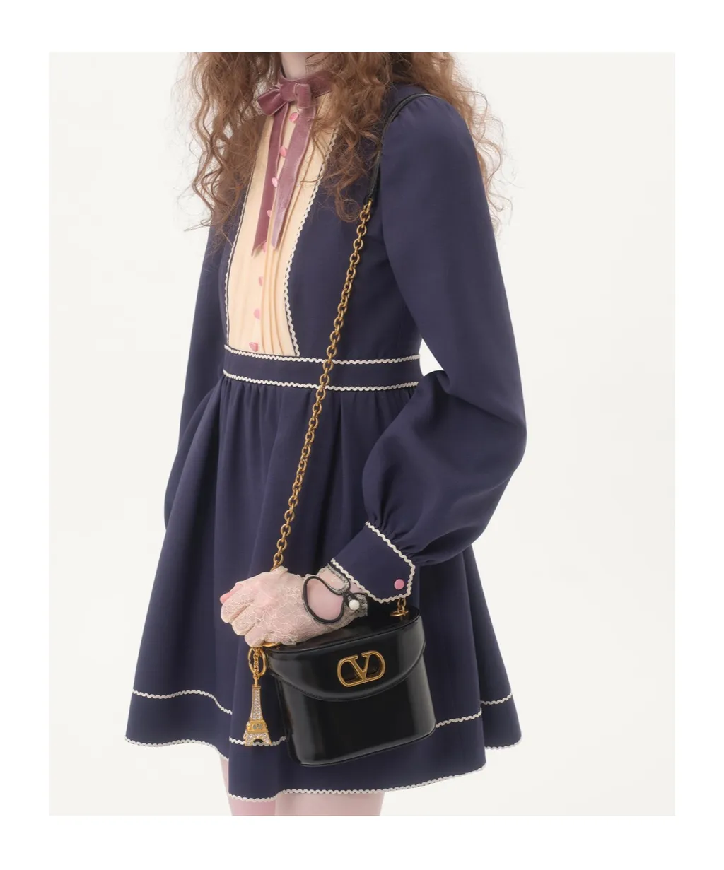 Valentino Vain Vlogo Signature Vanity Bag