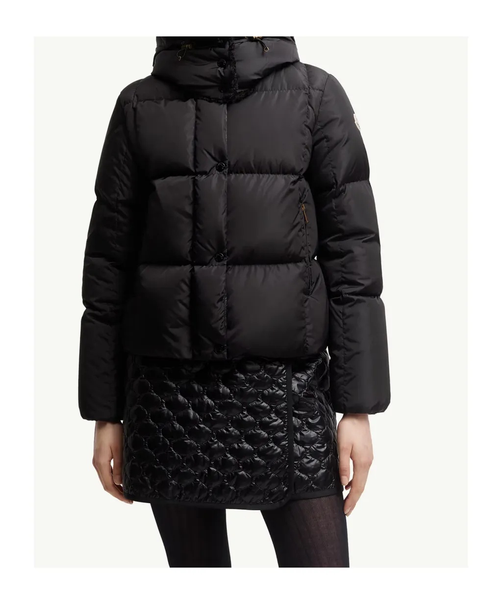 Castelnou Square-Quilted Hooded Short Down Jacket