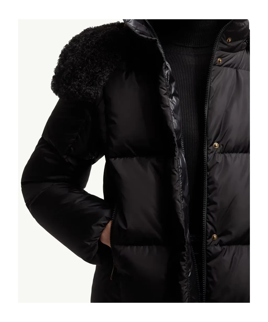 Castelnou Square-Quilted Hooded Short Down Jacket