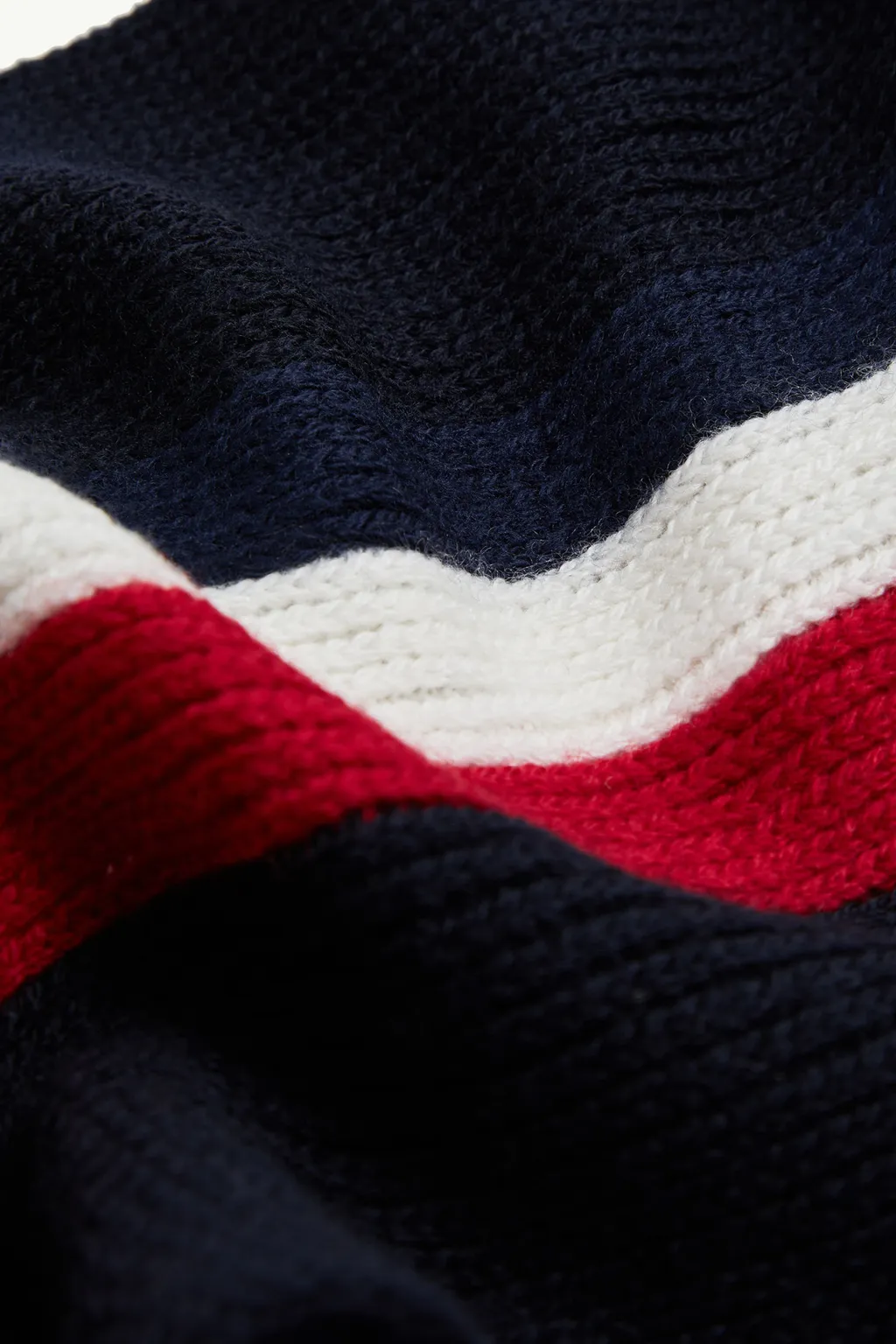 Moncler Logo Patch Fringe Detailed Scarf