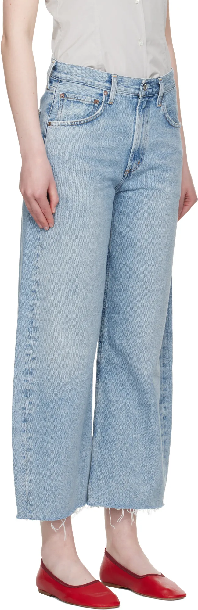 Low Curve Fray Jeans