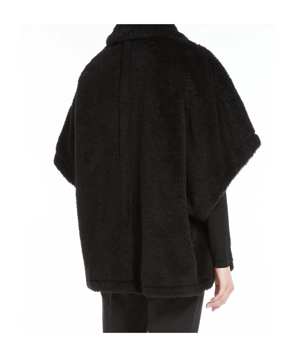 Cape In Alpaca And Wool Teddy Fabric