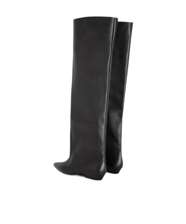 Jil Sander	Pointed Toe Knee-High Boots