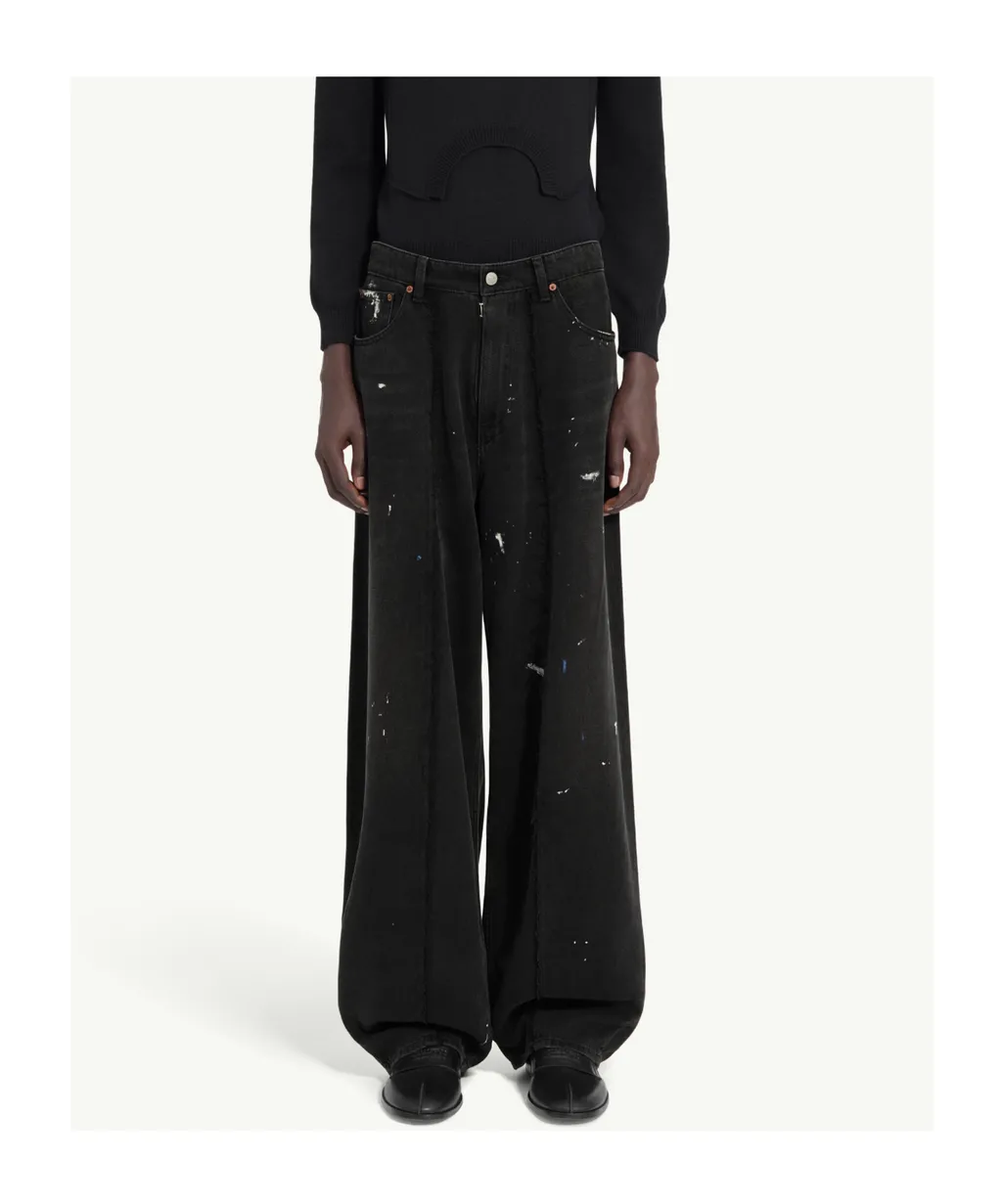 Wide-Leg Jeans
