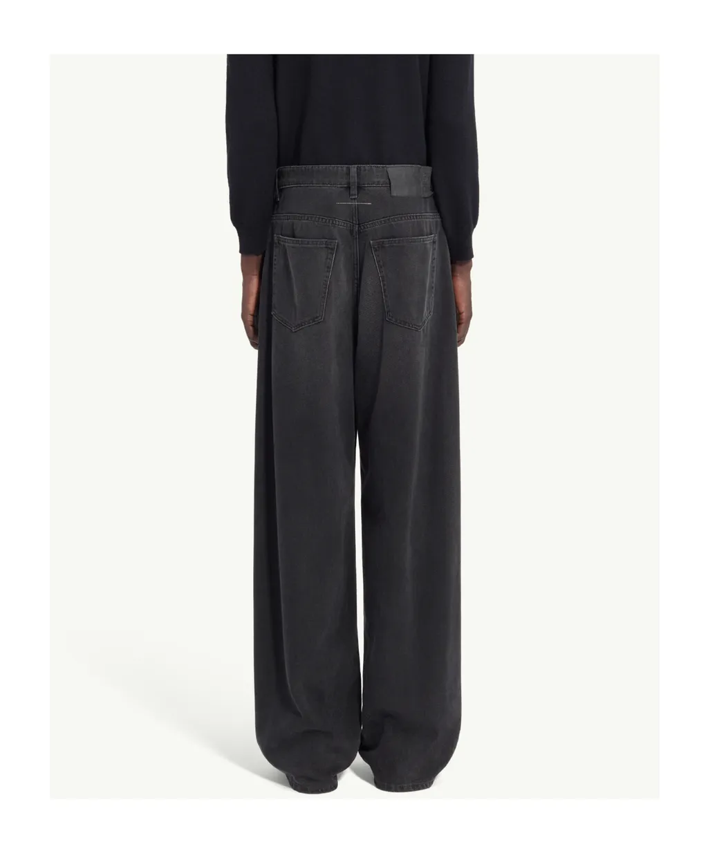 Wide-Leg Jeans