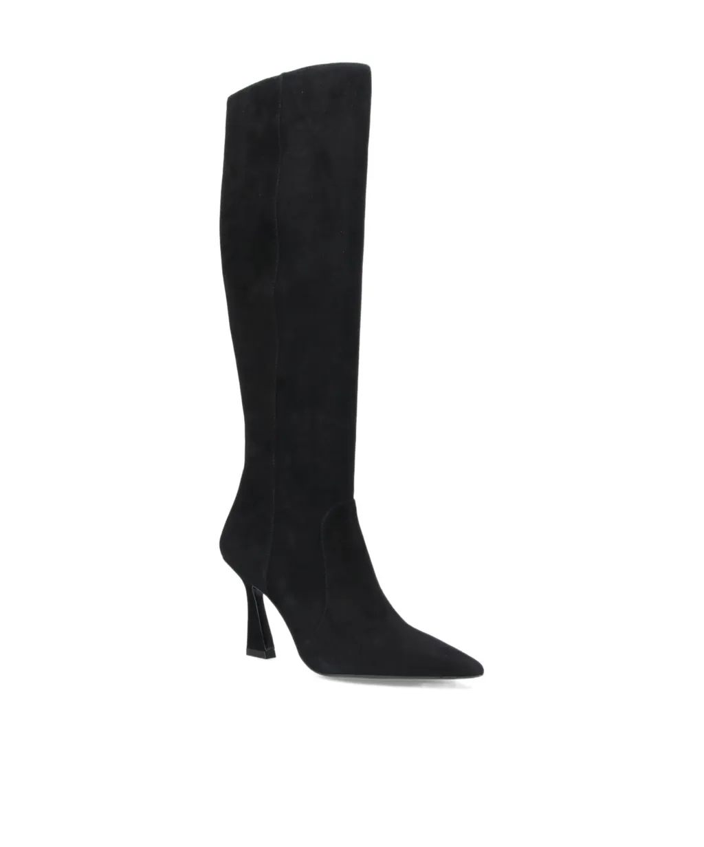Pointed-Toe Boots