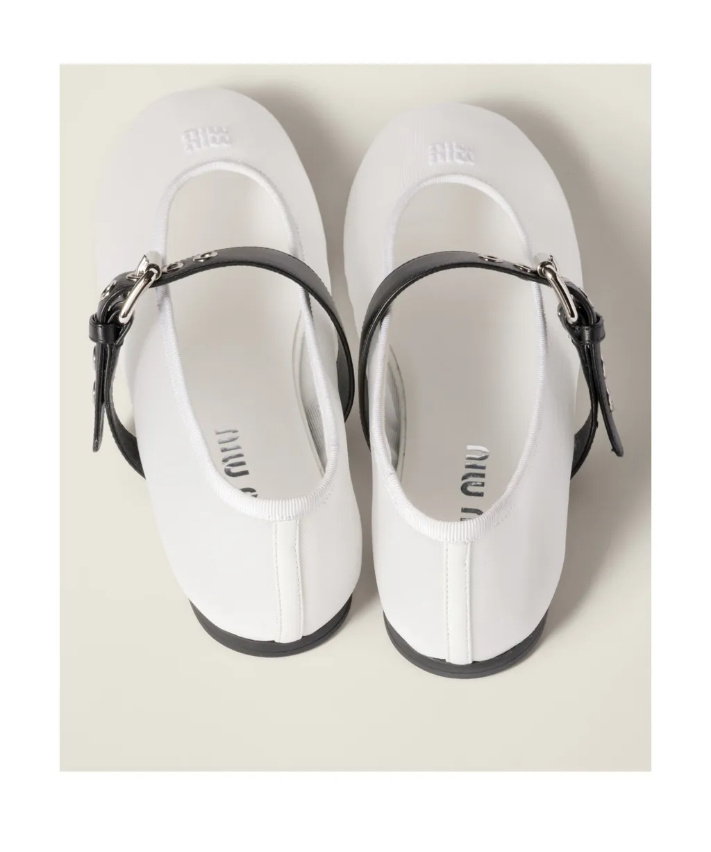 Miu Miu Logo-Embroidered Ballerines