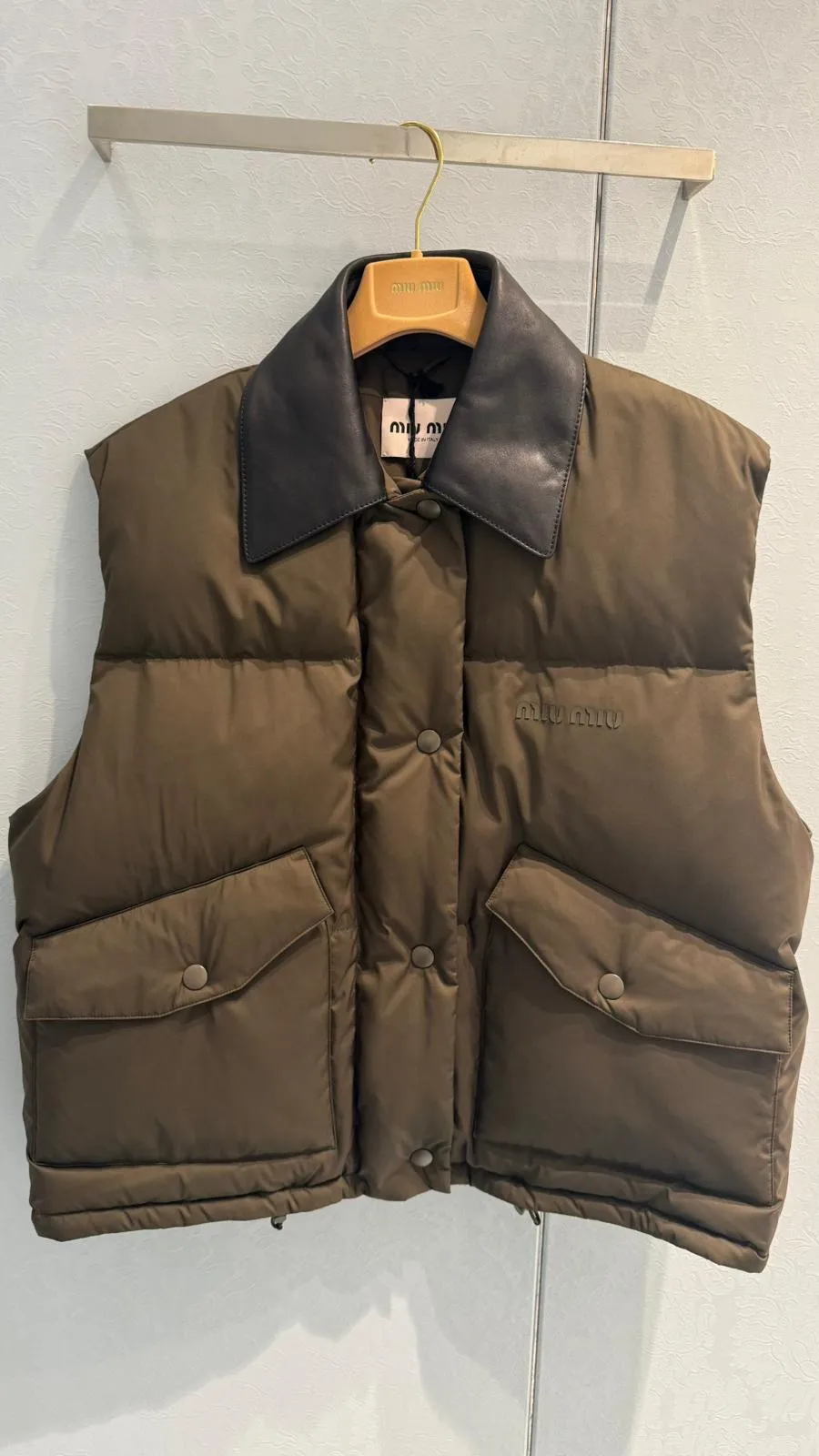 Technical Pongé Down Vest