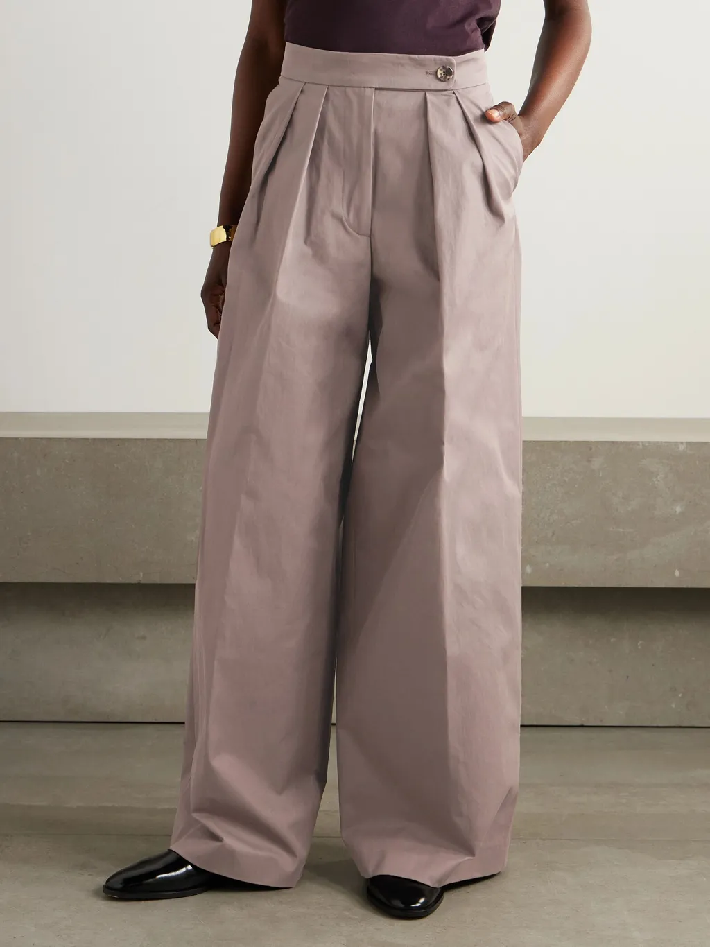 Pleated Wide-Leg Trousers
