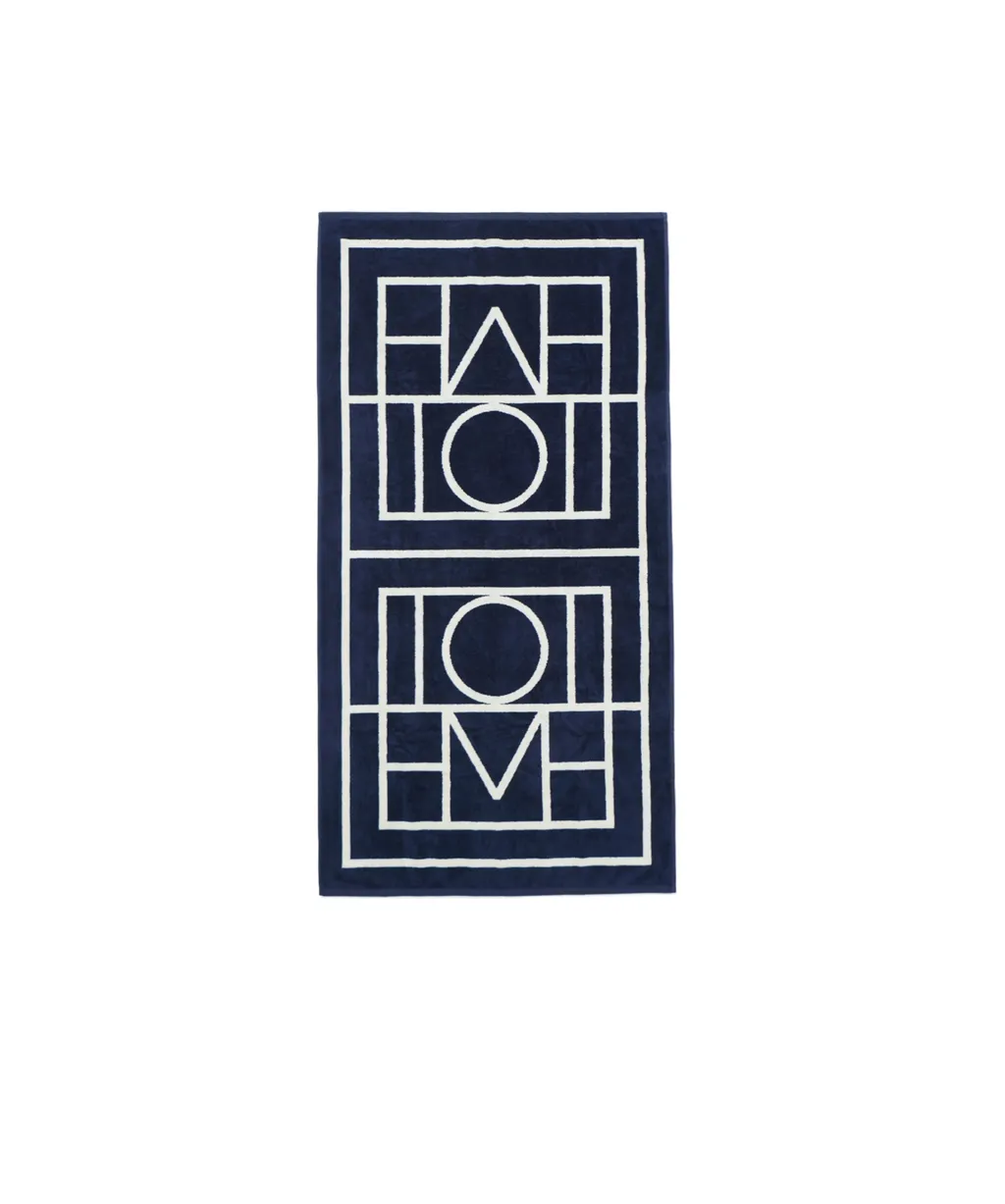 Totme Monogram Jacquard Beach Towel