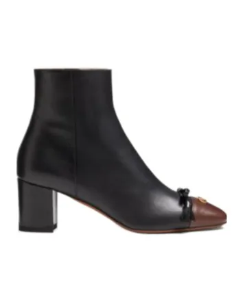 Valentino	Valet Du Roi Vlogo Signature Ankle Boots