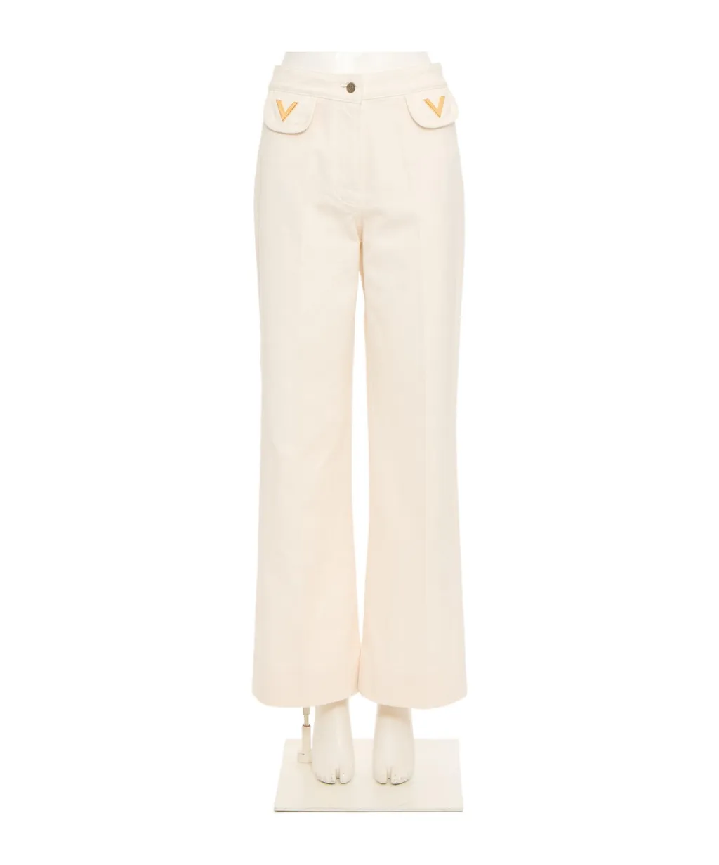V-Shaped Pocket-Detail Jeans