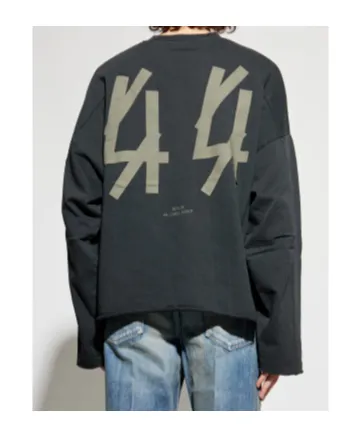Long-Sleeved Sweatshirt