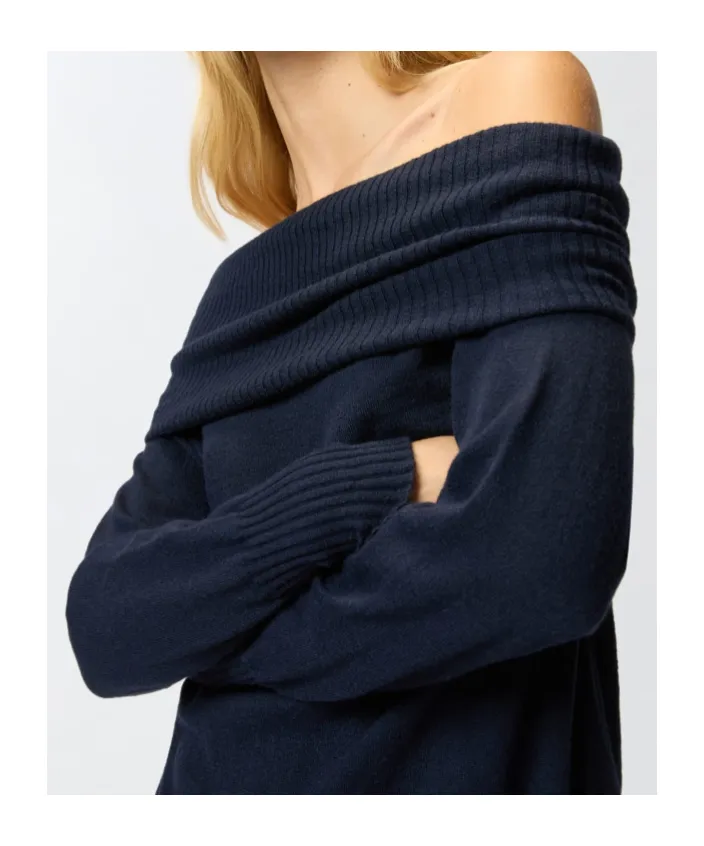 Off-Shoulder Ribbed Jumper