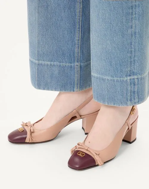 Valentino Valet Du Roi Bow Detailed Pumps