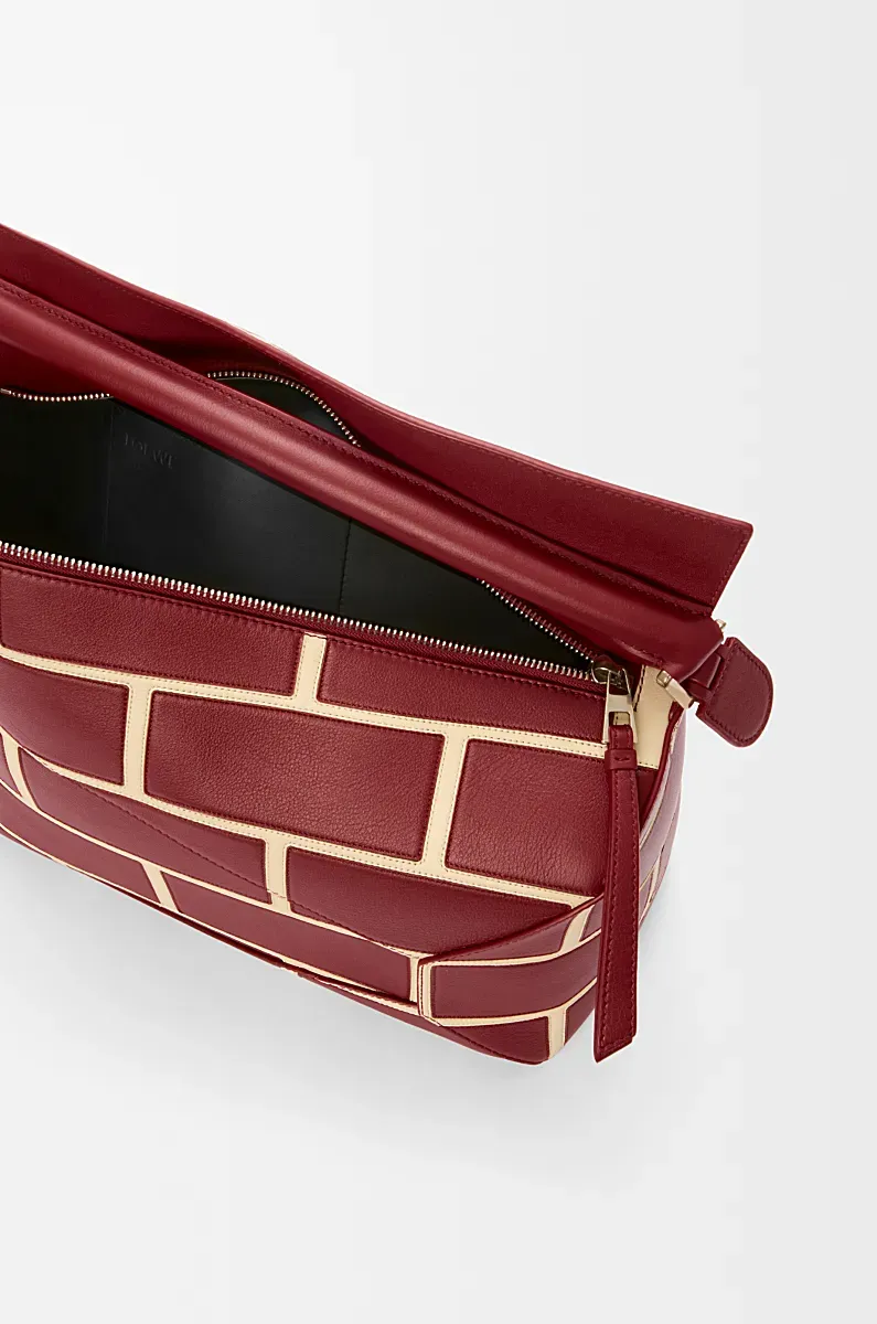 Large Puzzle Edge Shoulder Bag