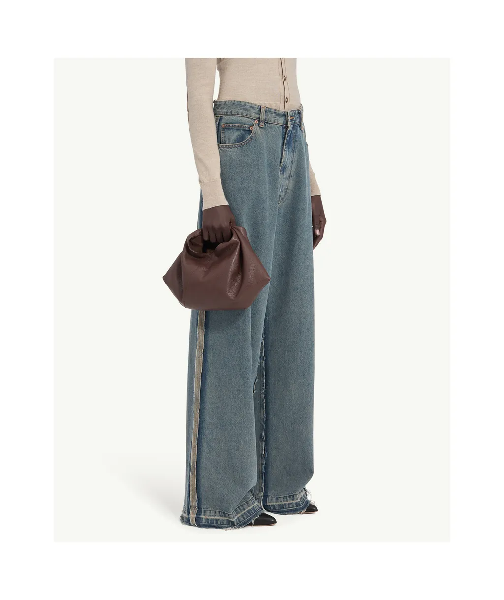 Wide-Leg Jeans
