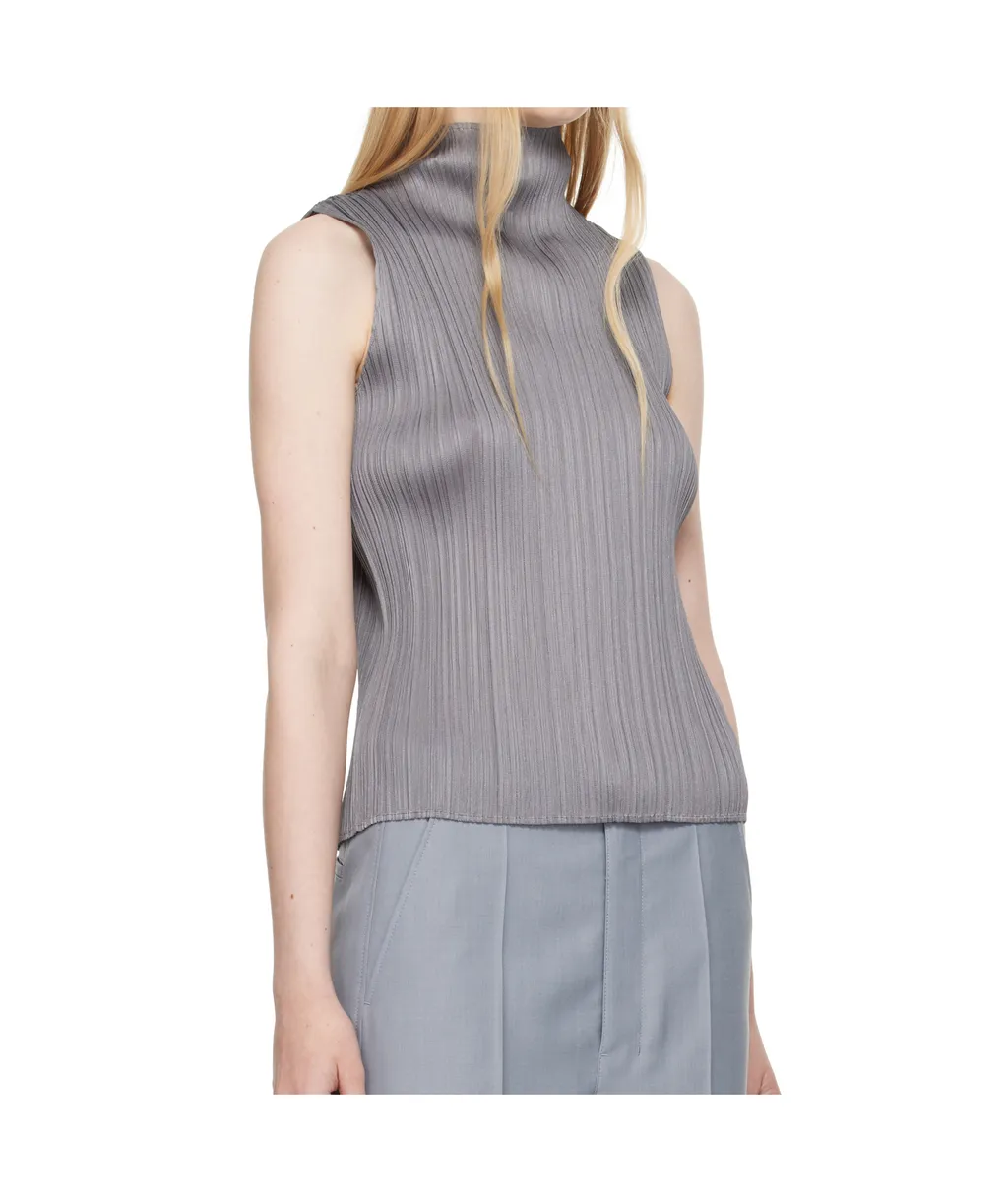 Basics Pleated Sleeveless Top