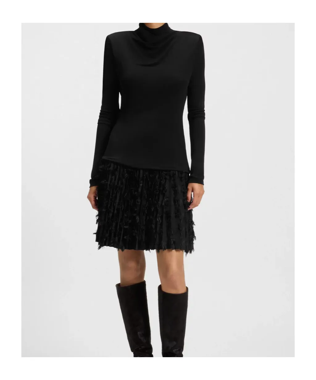 Jersey Dress With Feathered Plissé Pleats