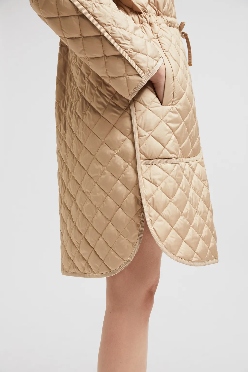 Moncler Etelan Quilted Coat