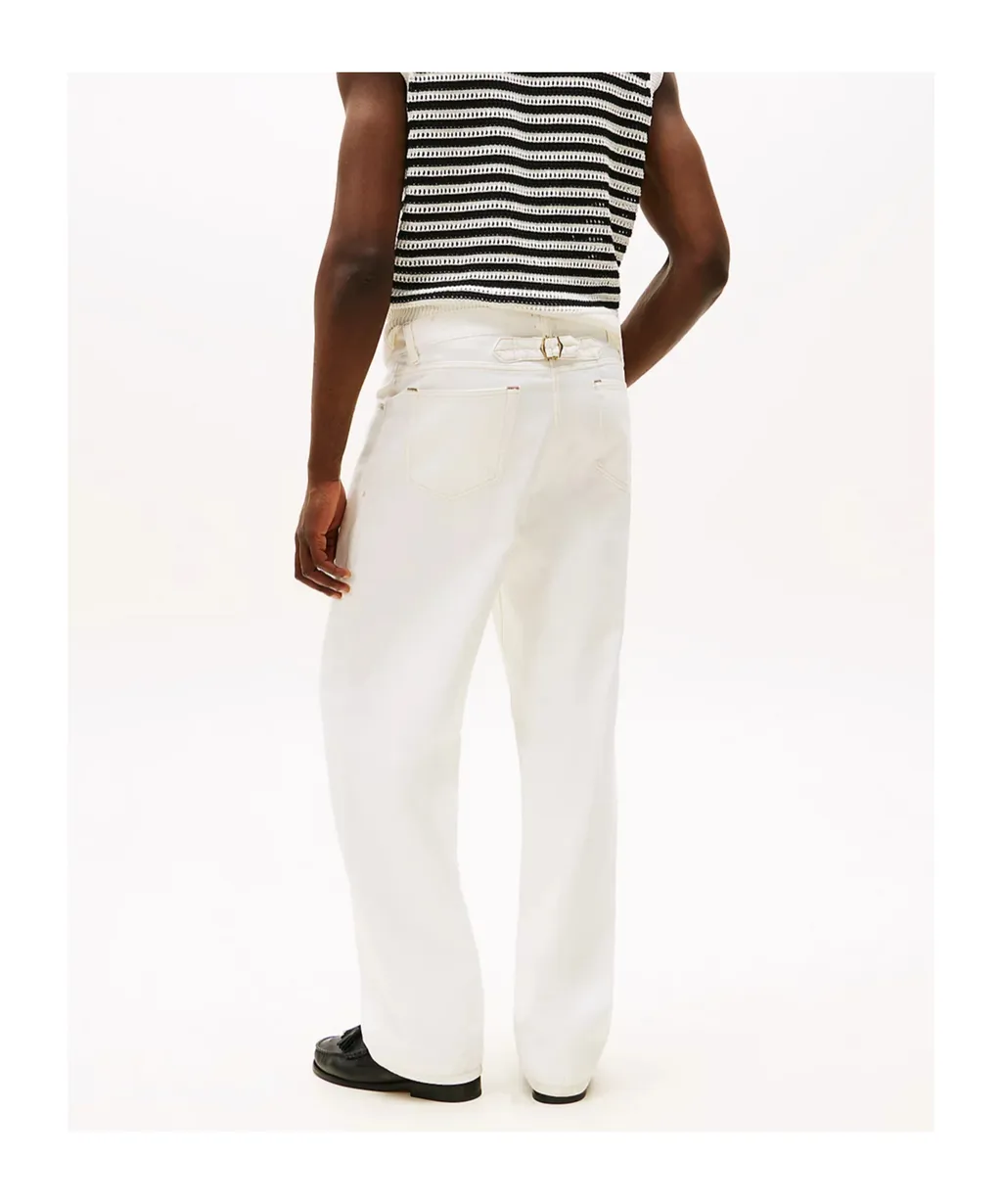 Straight-Leg Jeans