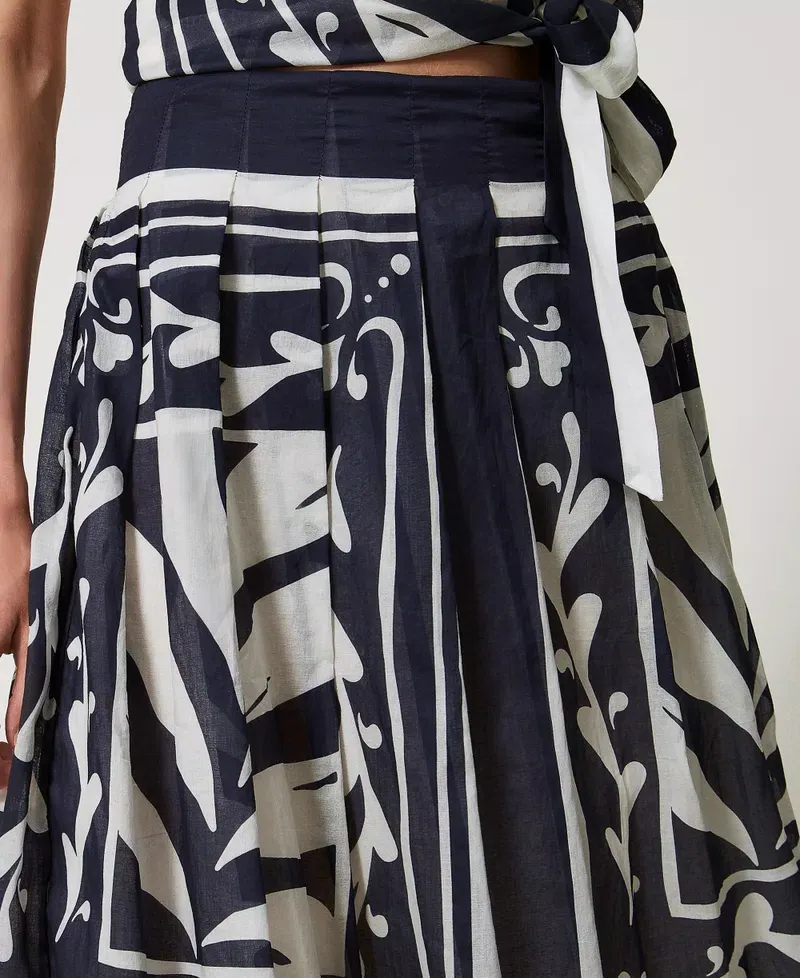 Floral-Print Pleated Skirt