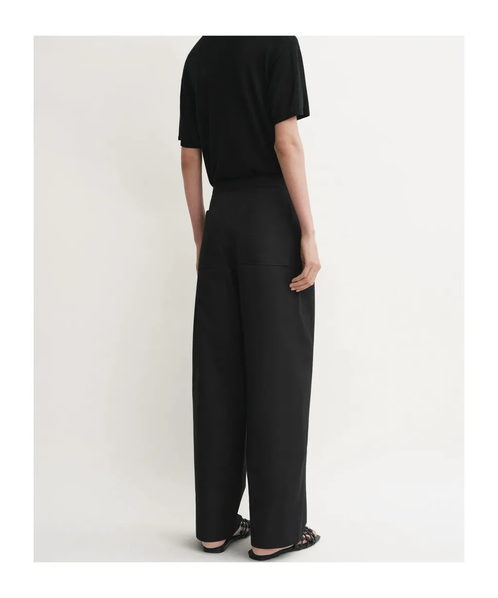 TotÊMe Twisted-Seam Straight Leg Trousers