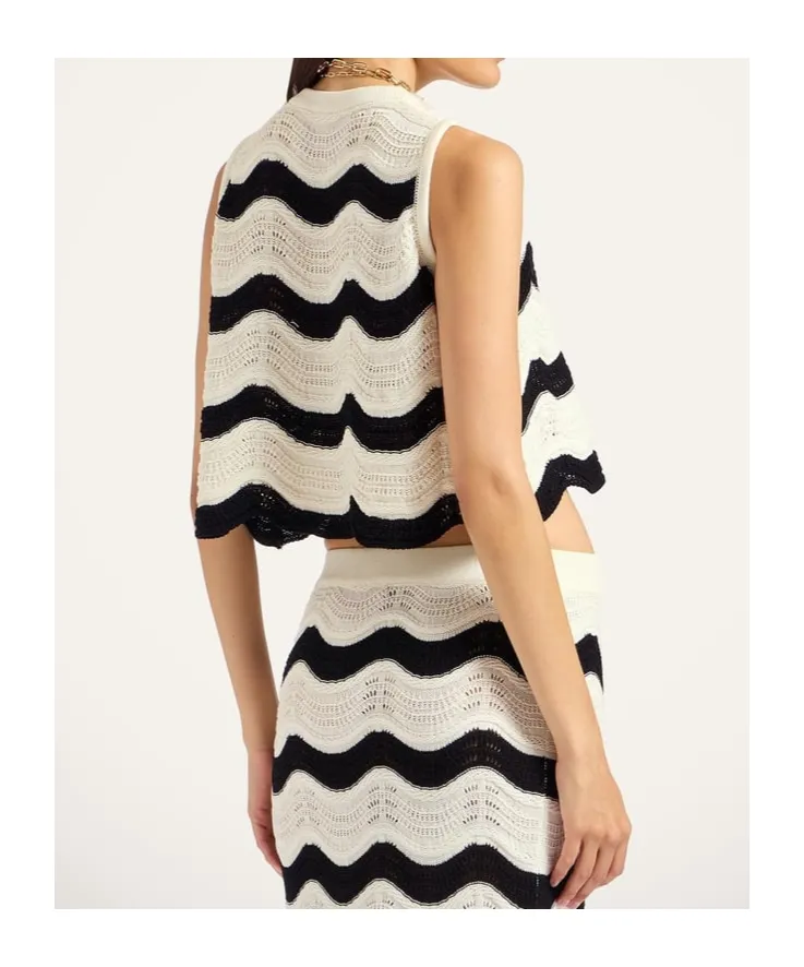 Wave-Pattern Knitted Top