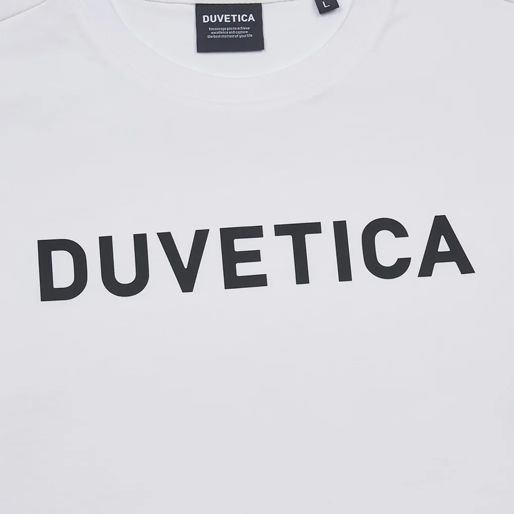 Short-Sleeved T-Shirt