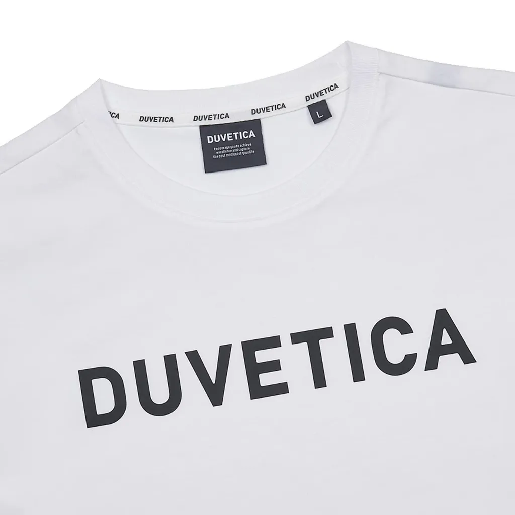 Short-Sleeved T-Shirt