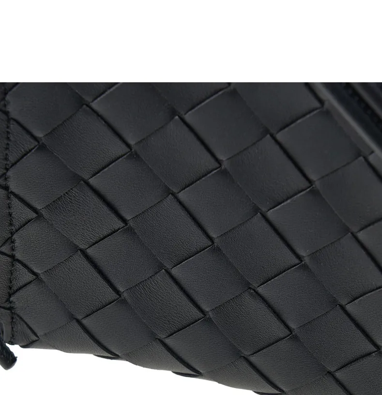 Woven Shoulder Bag