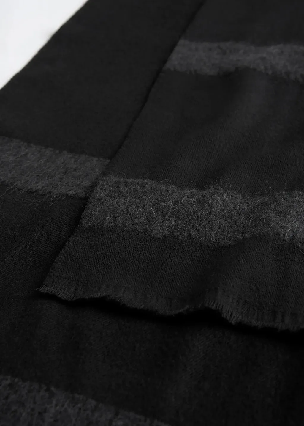 TotÊMe Monogram Twill Scarf