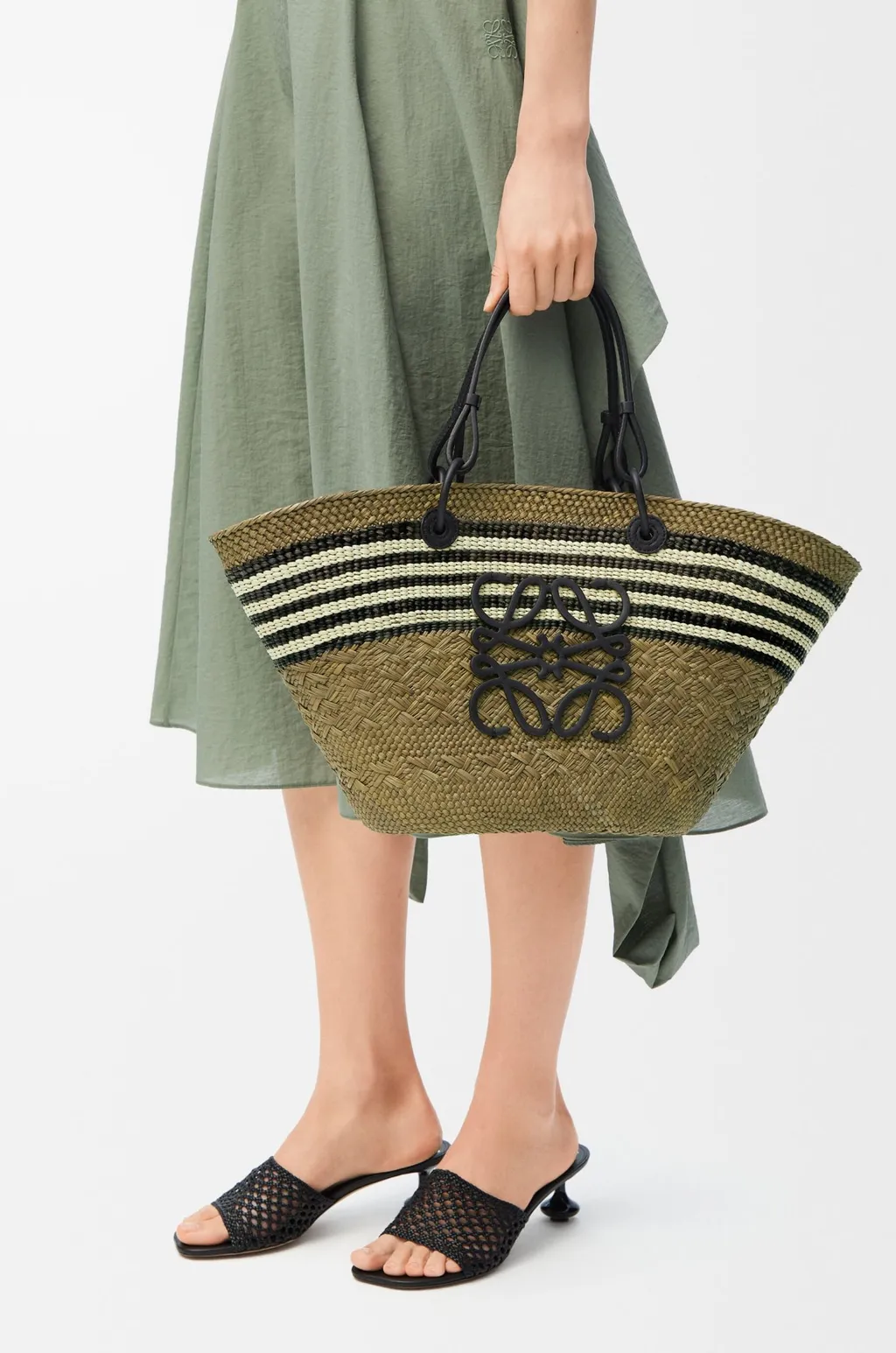 Medium Anagram Basket In Iraca Palm And Calfskin