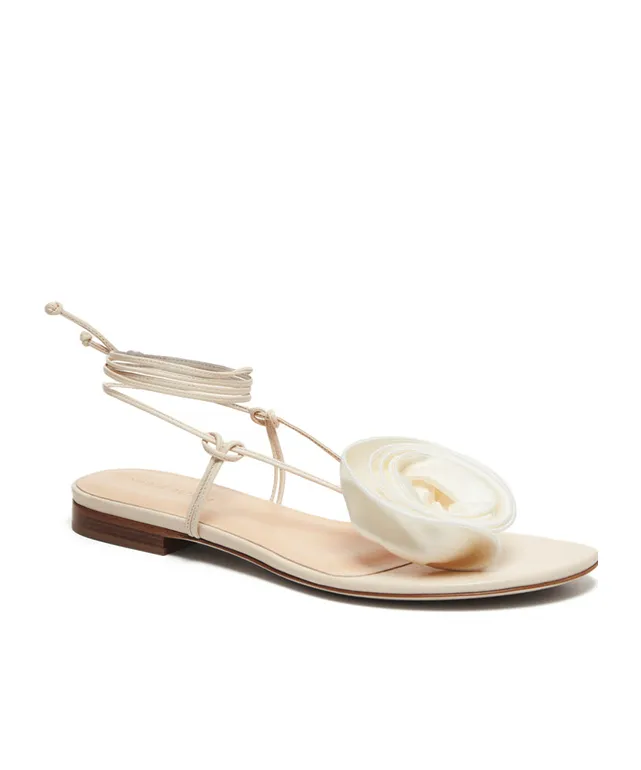 Flat Sandals With Floral Embellishments