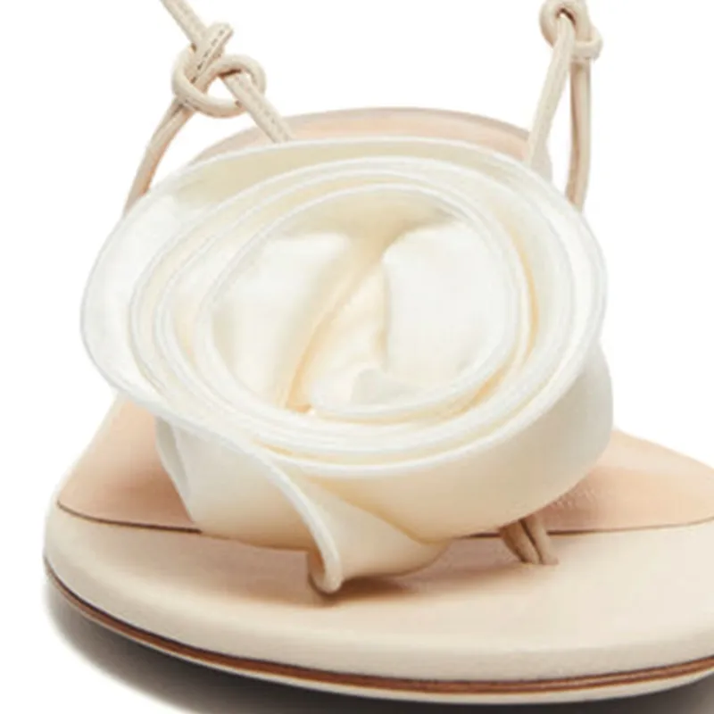 Flat Sandals With Floral Embellishments