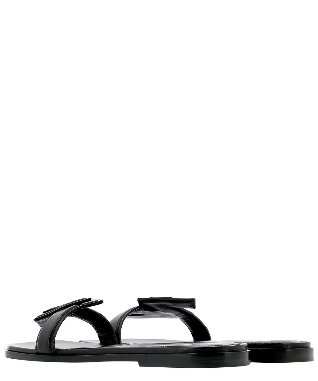 Arrows-Motif Sandals