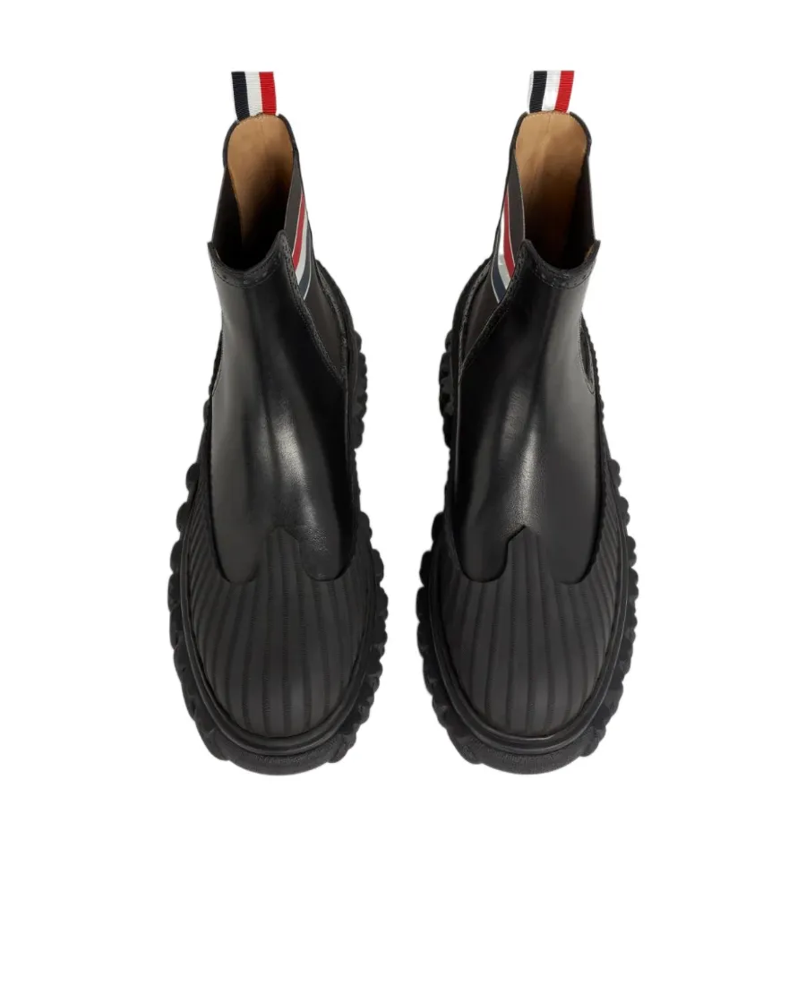 Chelsea Boot With Chunky Rubber-Sole Detail