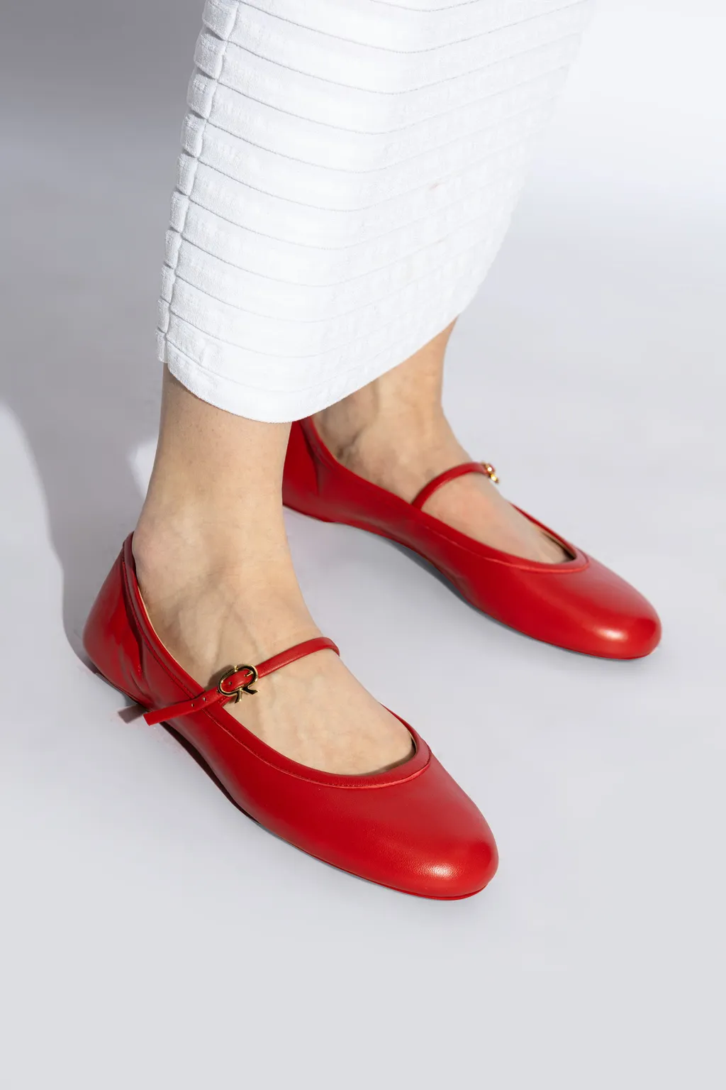 Gianvito Rossi Carla Round Toe Flat Shoes