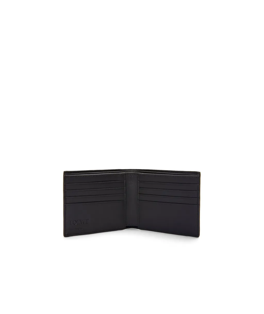 Bifold Wallet In Textured Classic Calfskin