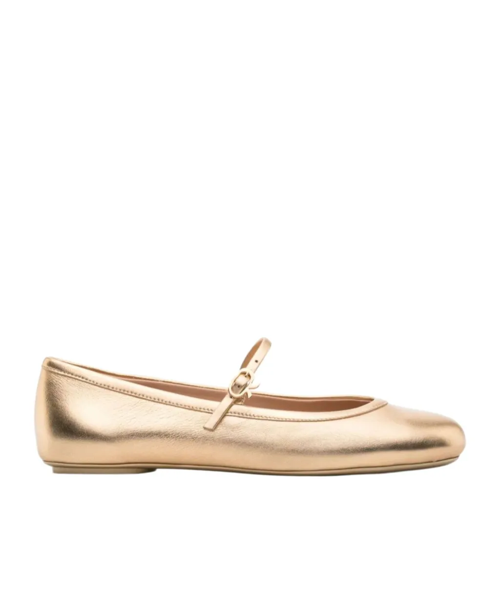 Round-Head Flat Shoes
