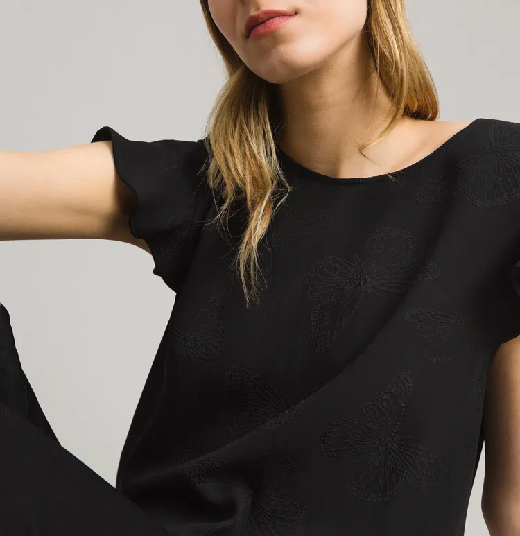 Lotus Leaf Edge T-Shirt