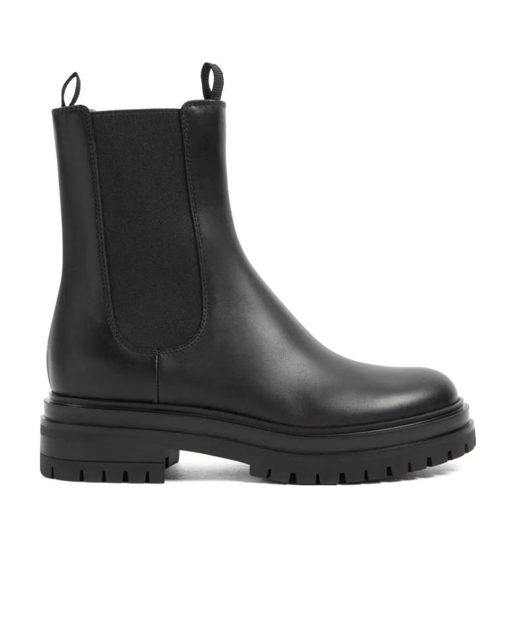 Gianvito Rossi Chester Round Toe Ankle Boots
