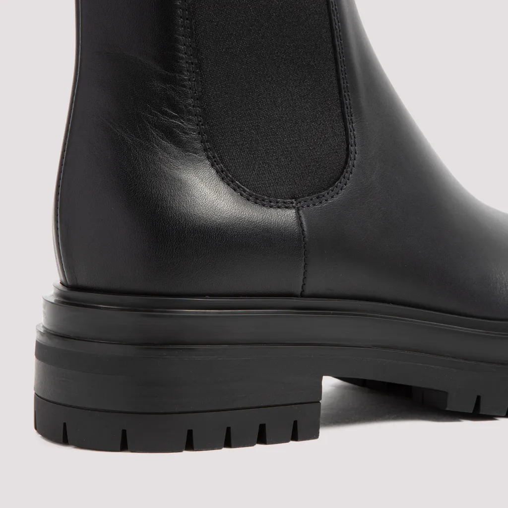 Gianvito Rossi Chester Round Toe Ankle Boots