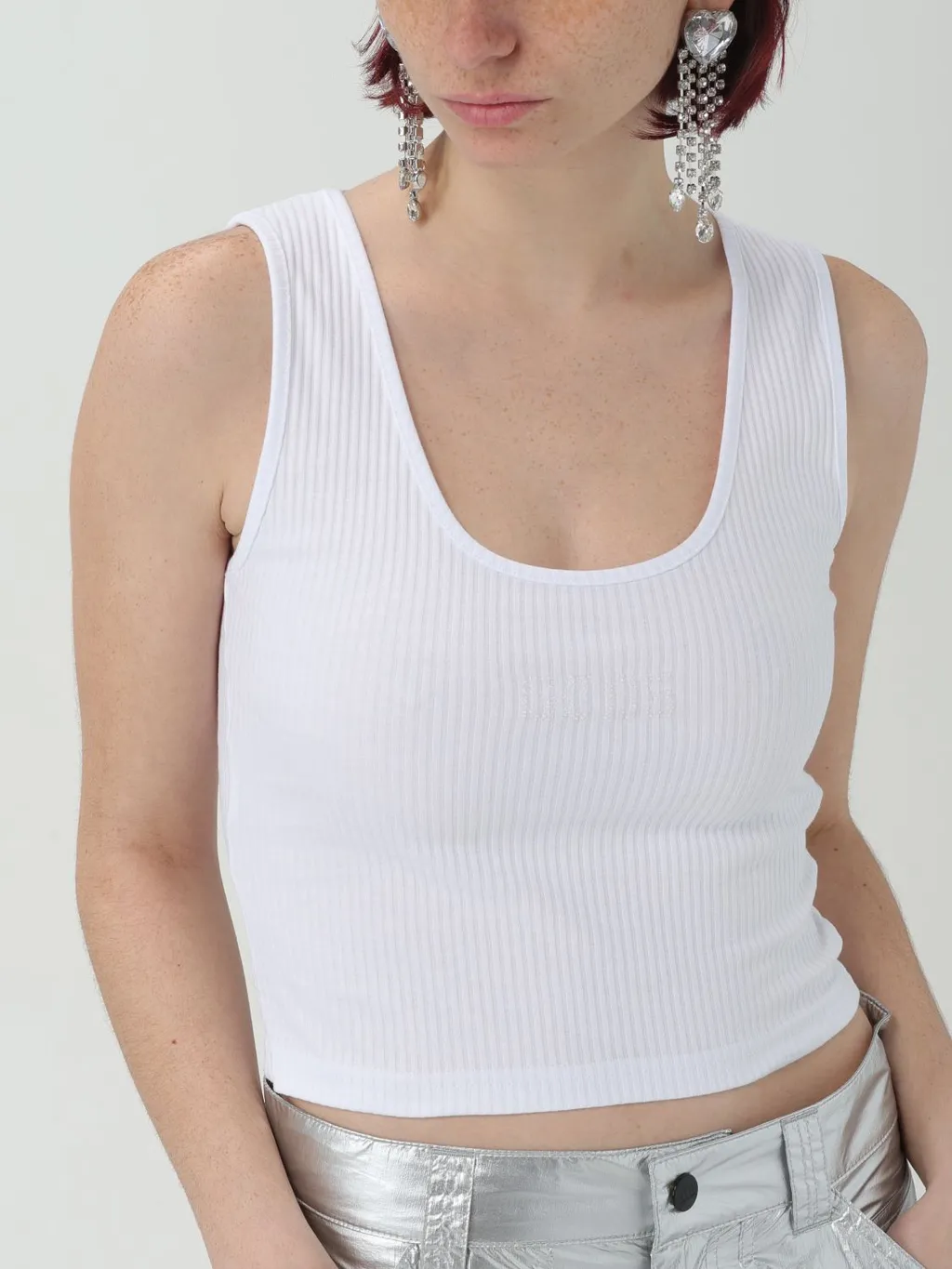 Gcds U-Neck Logo Embellished Sleeveless Ribbed Top