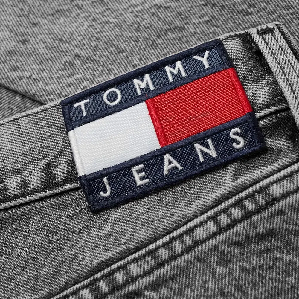 Straight Jeans