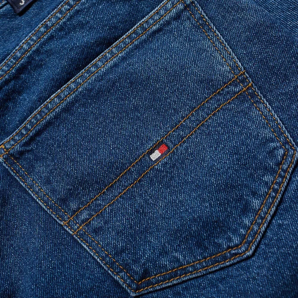 Straight Jeans