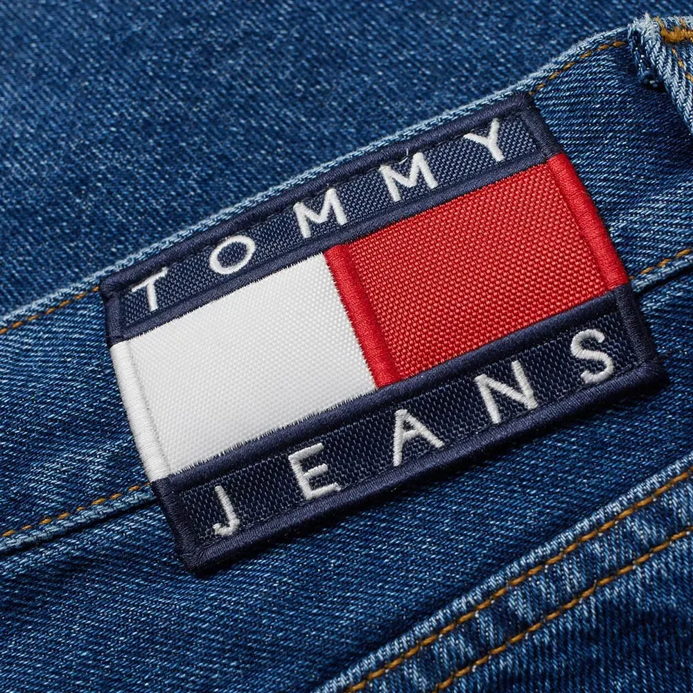 Straight Jeans