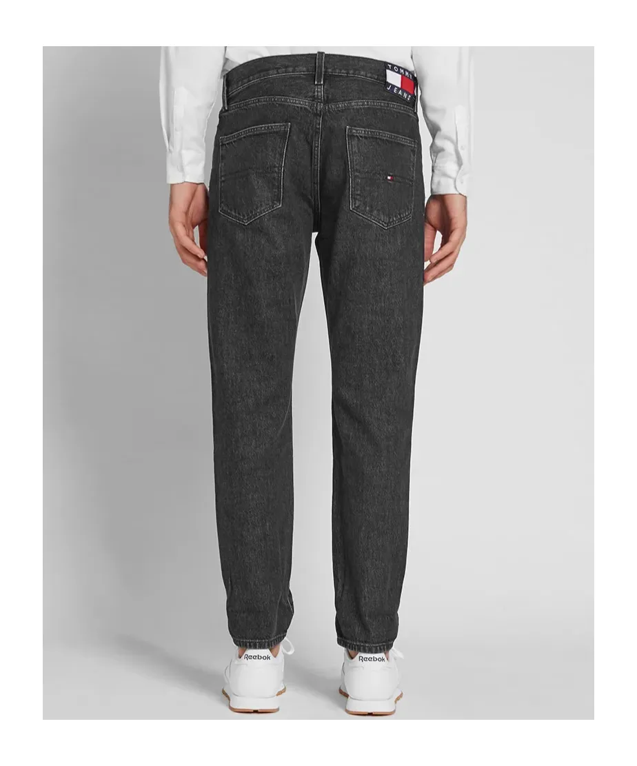 Straight Jeans